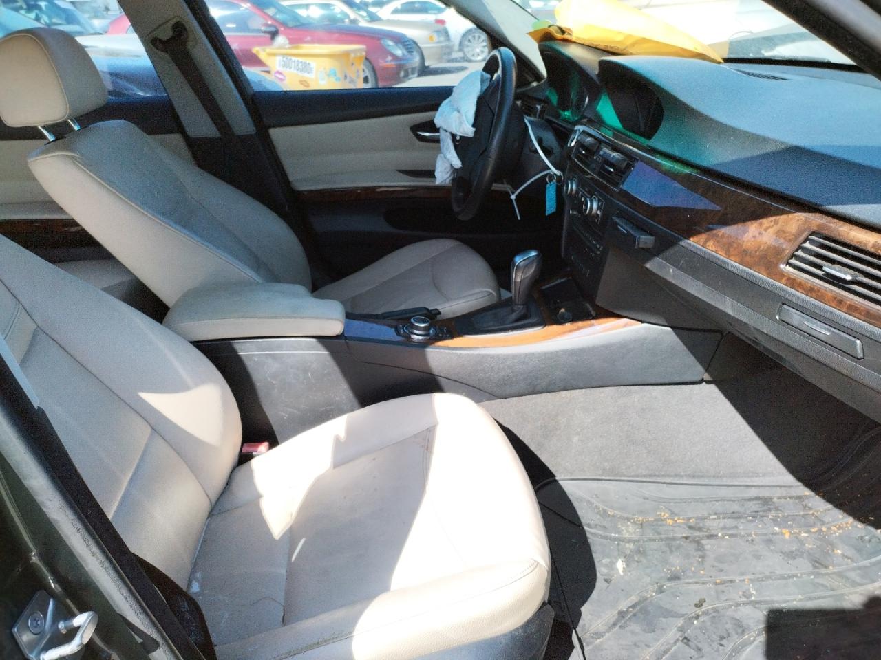 Photo 5 from auction – 2010 BMW 328 I SULE with VIN WBAPH5G51ANM71002