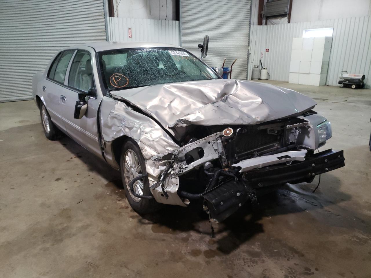 Photo 1 from auction – 2010 MERCURY GRAND MARQ with VIN 2MEBM7FV3AX606936