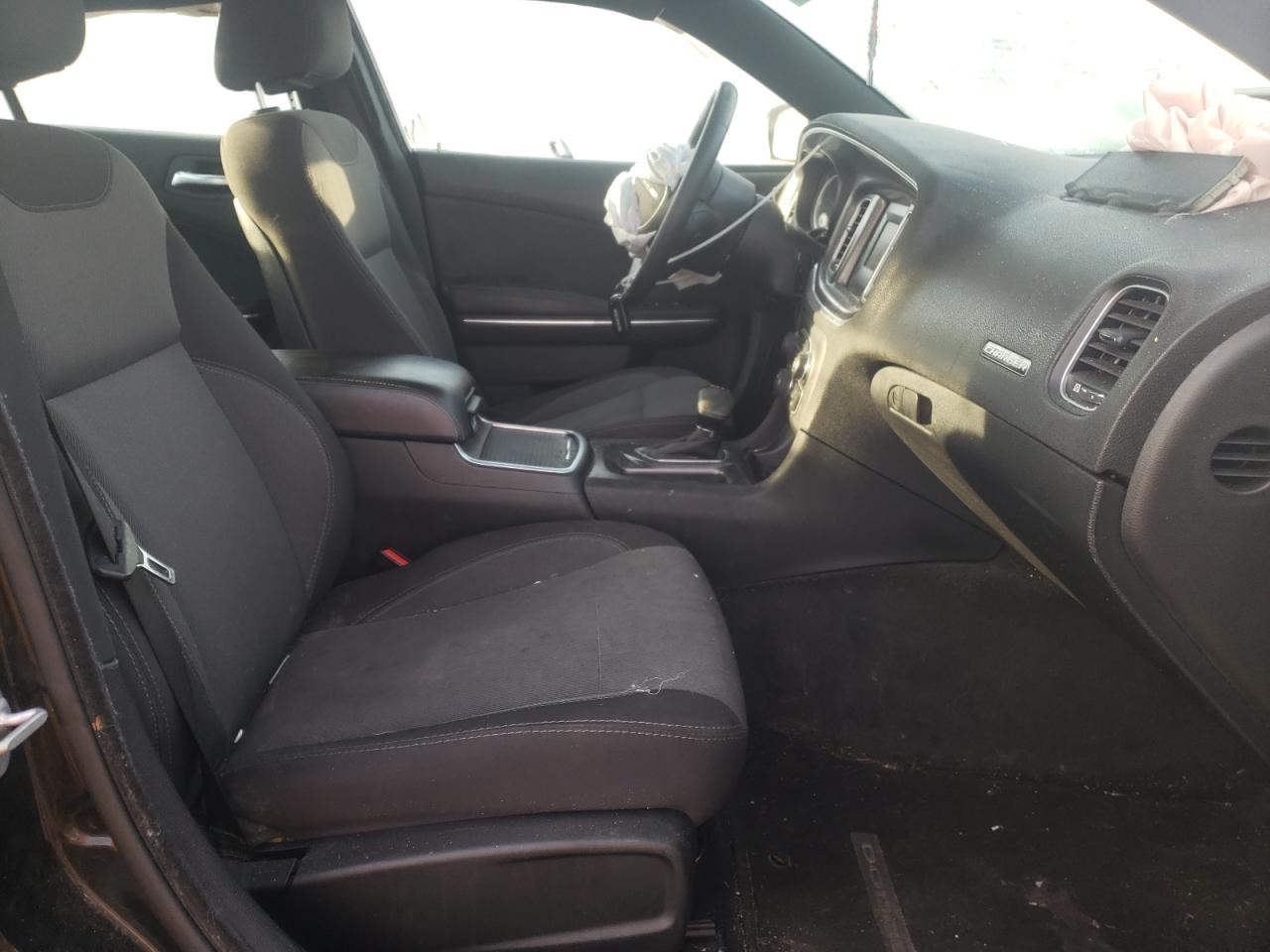 Photo 5 from auction – 2015 DODGE CHARGER SE with VIN 2C3CDXBG8FH870821