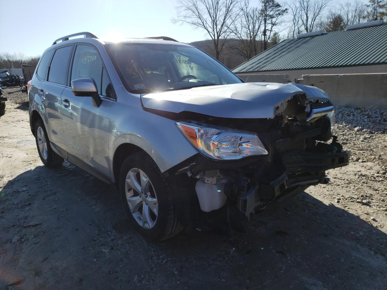 SUBARU FORESTER 2 2015 with VIN JF2SJAKC4FH585356 - Photo from auction