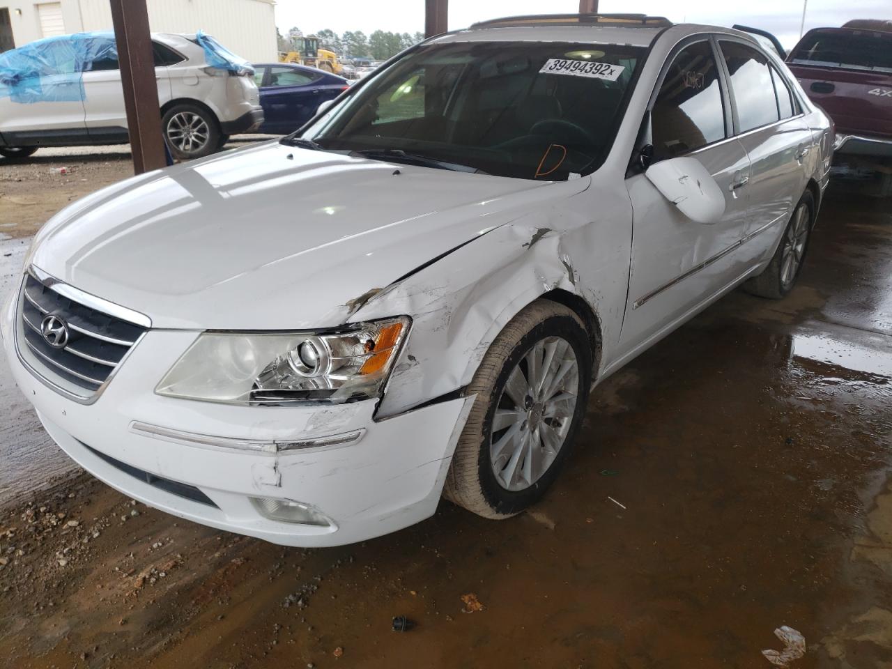 Photo 2 from auction – 2009 HYUNDAI SONATA SE with VIN 5NPEU46F89H474212