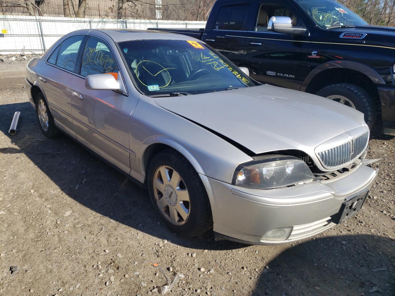 LINCOLN LS 2005 with VIN 1LNHM86S75Y637258 - Photo from auction