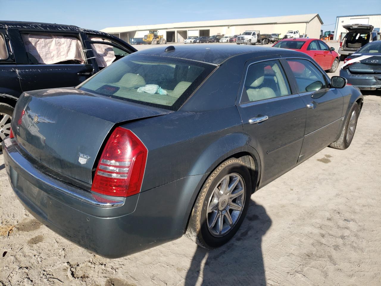 Photo 4 from auction – 2006 CHRYSLER 300C with VIN 2C3LA63H86H205119