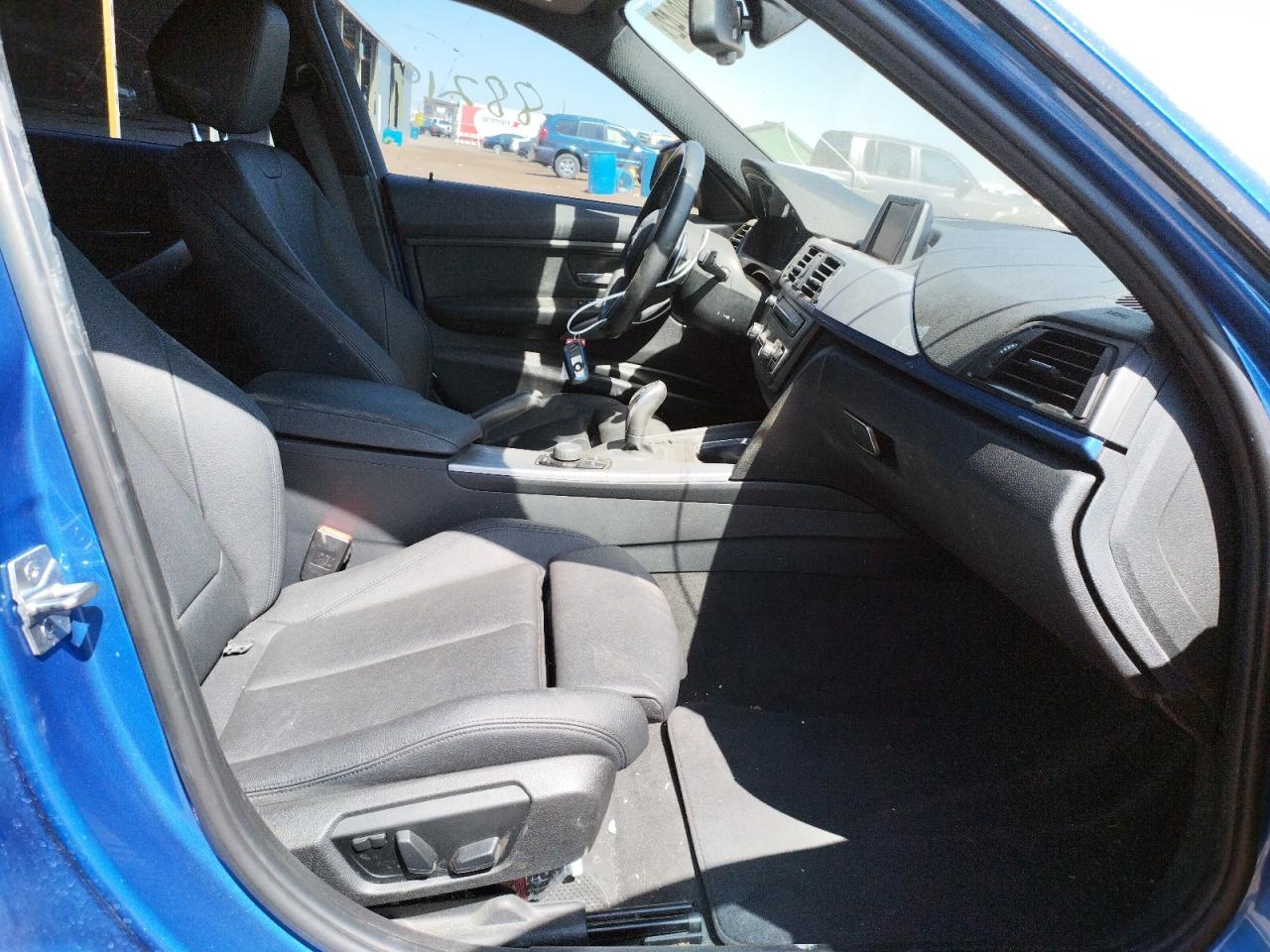Photo 5 from auction – 2013 BMW 328 I SULE with VIN WBA3C1C57DK103781