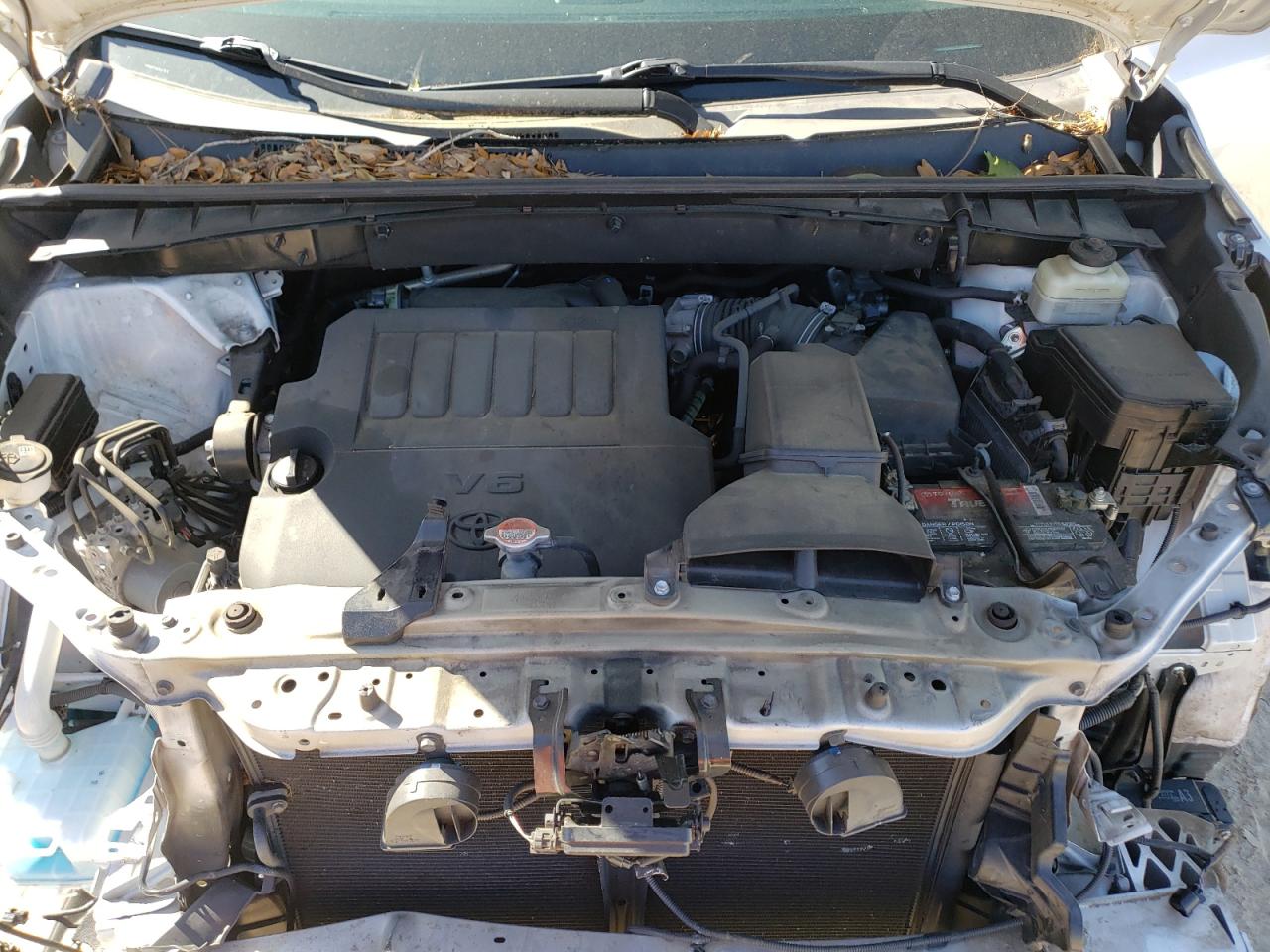 Photo 7 from auction – 2016 TOYOTA HIGHLANDER with VIN 5TDYKRFH3GS127072
