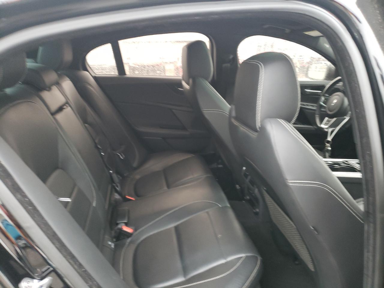Photo 6 from auction – 2017 JAGUAR XE R - SPO with VIN SAJAF4BV0HA974913