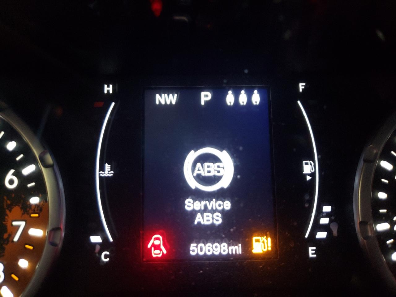 Photo 8 from auction – 2018 JEEP RENEGADE L with VIN ZACCJABB4JPH93474