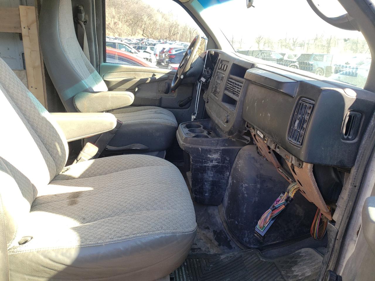 Photo 5 from auction – 2008 CHEVROLET EXPRESS G2 with VIN 1GCGG25C681118505