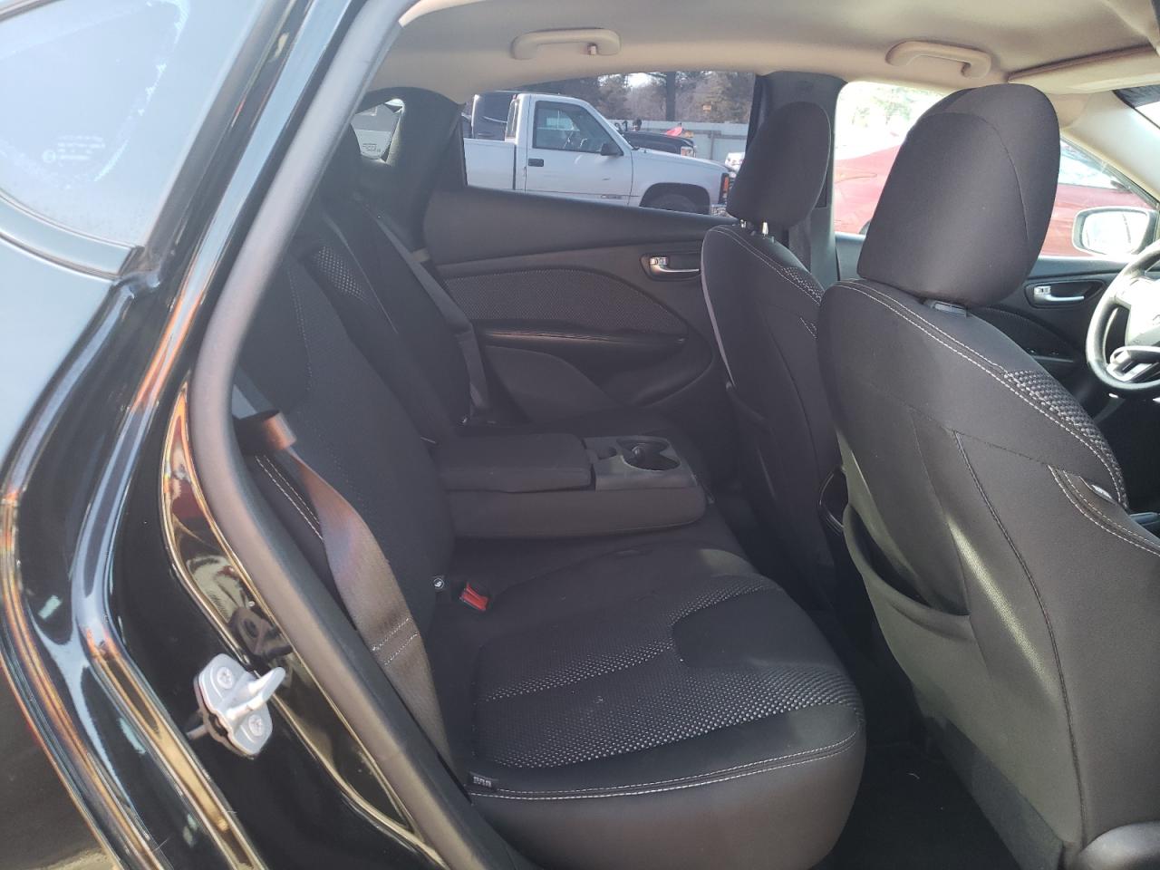 Photo 6 from auction – 2016 DODGE DART SXT with VIN 1C3CDFBB3GD563702