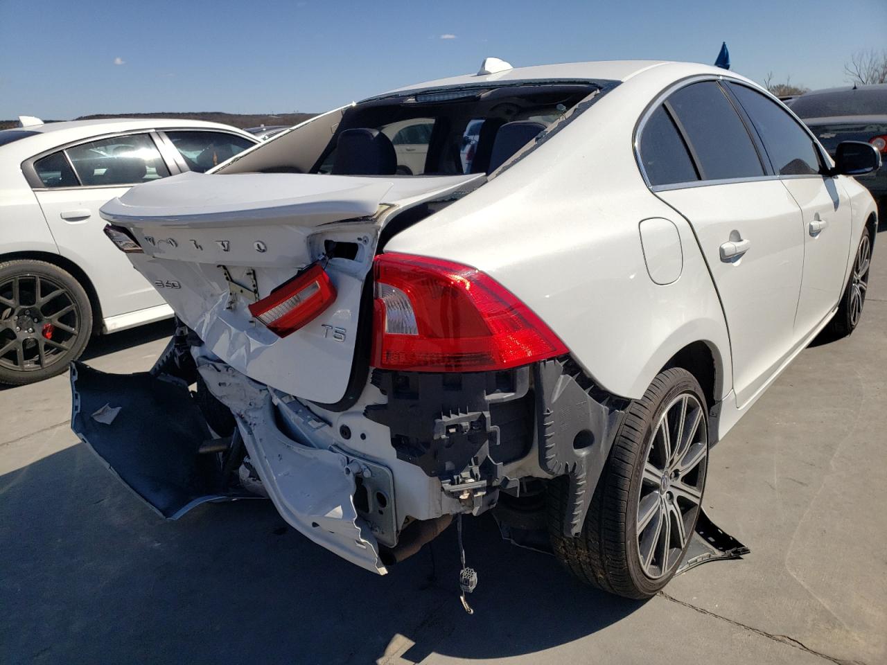 Photo 4 from auction – 2014 VOLVO S60 T5 with VIN YV1612FSXE1291453