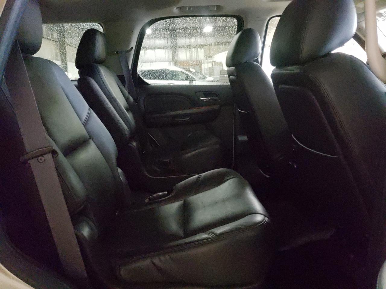 Photo 6 from auction – 2014 CADILLAC ESCALADE L with VIN 1GYS4BEF6ER103894