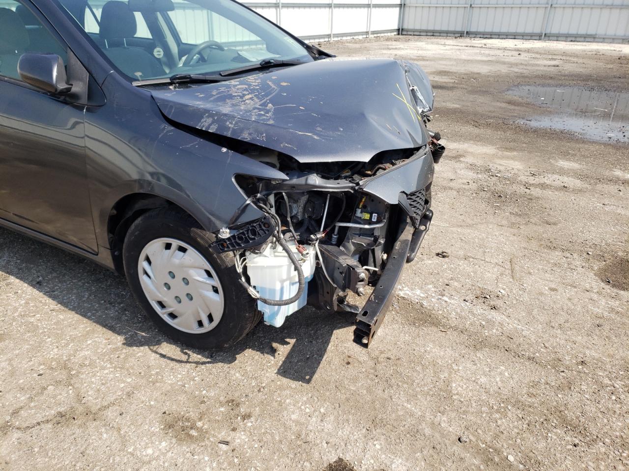 Photo 9 from auction – 2010 TOYOTA COROLLA with VIN 2T1BU4EE3AC498579