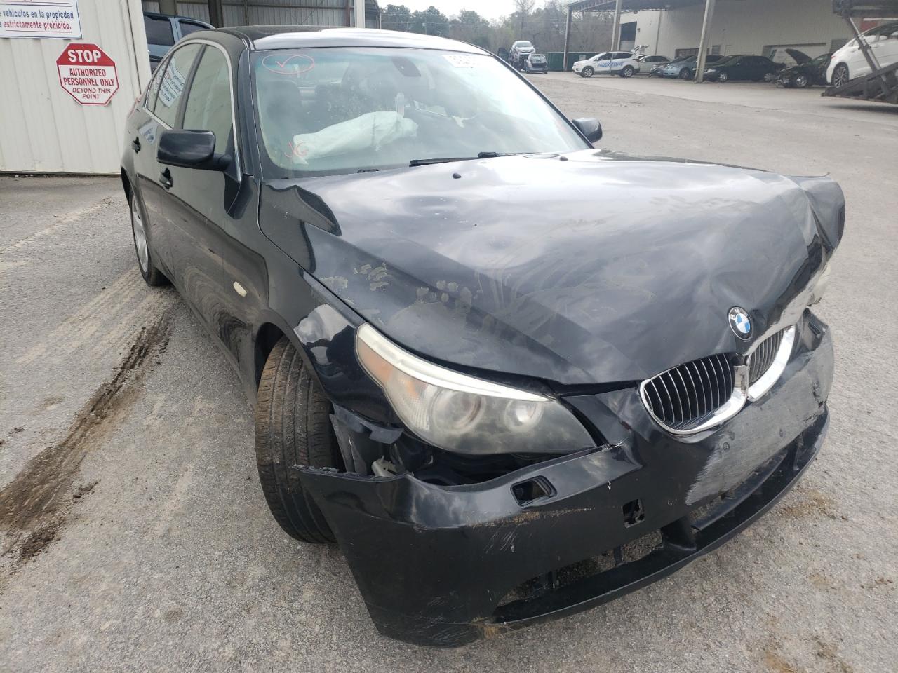 BMW 525 I 2007 with VIN WBANE53557CY07034 - Photo from auction