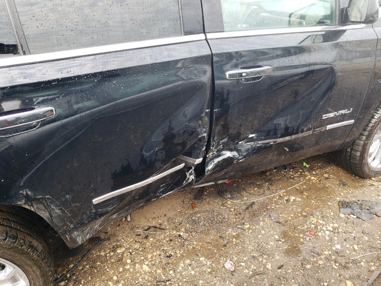 Photo 9 from auction – 2016 GMC YUKON DENA with VIN 1GKS2CKJ1GR275543