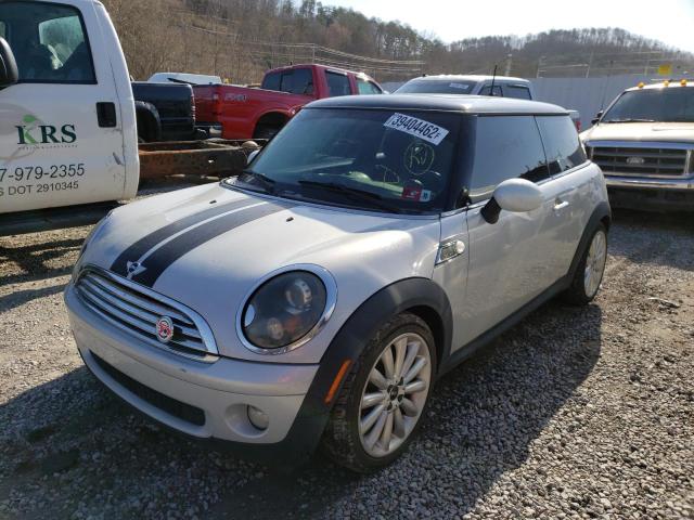 Photo 2 from auction – 2010 MINI COOPER with VIN WMWMF3C53ATZ61813