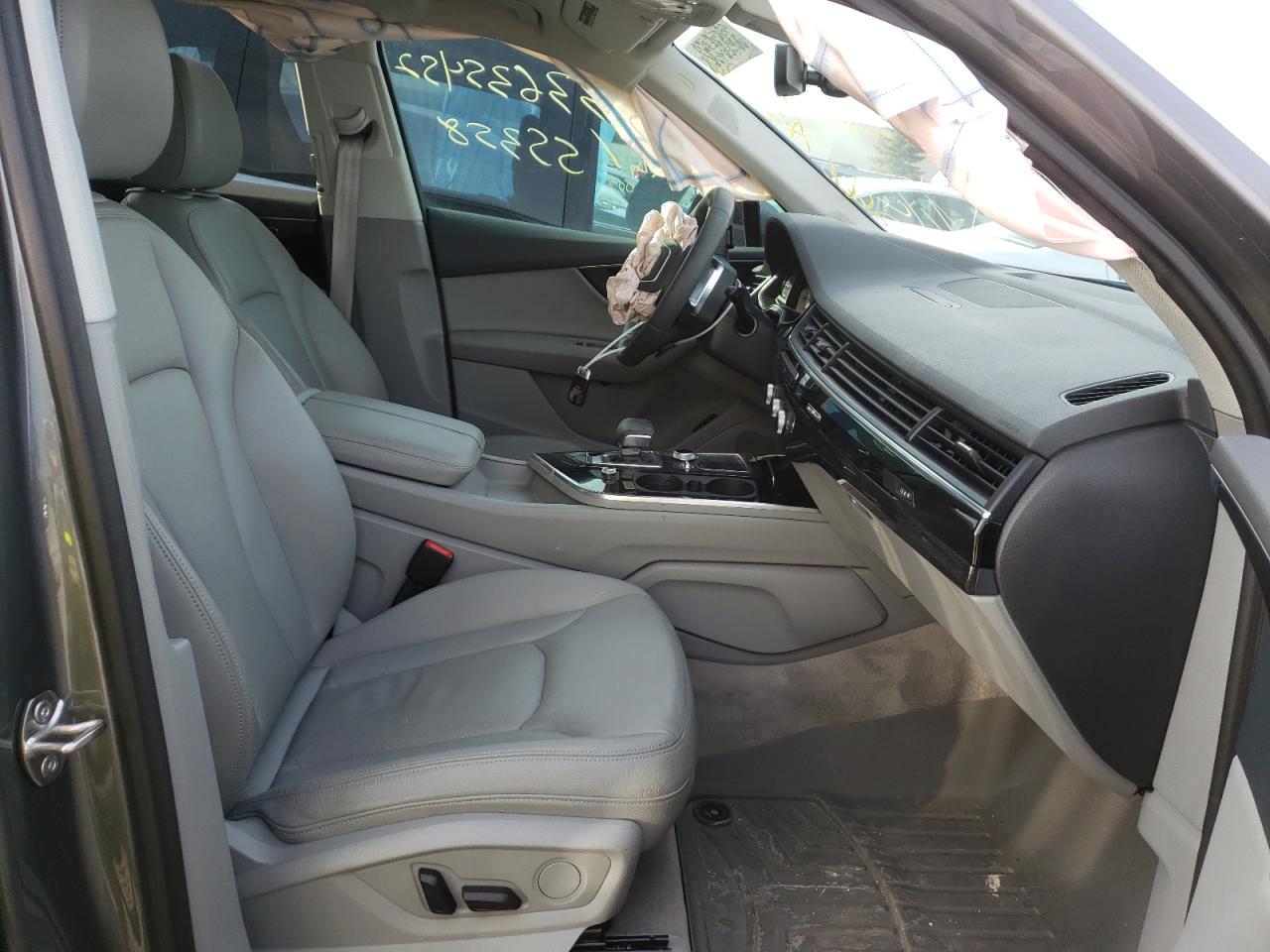 Photo 5 from auction – 2017 AUDI Q7 PREMIUM with VIN WA1LAAF74HD022666