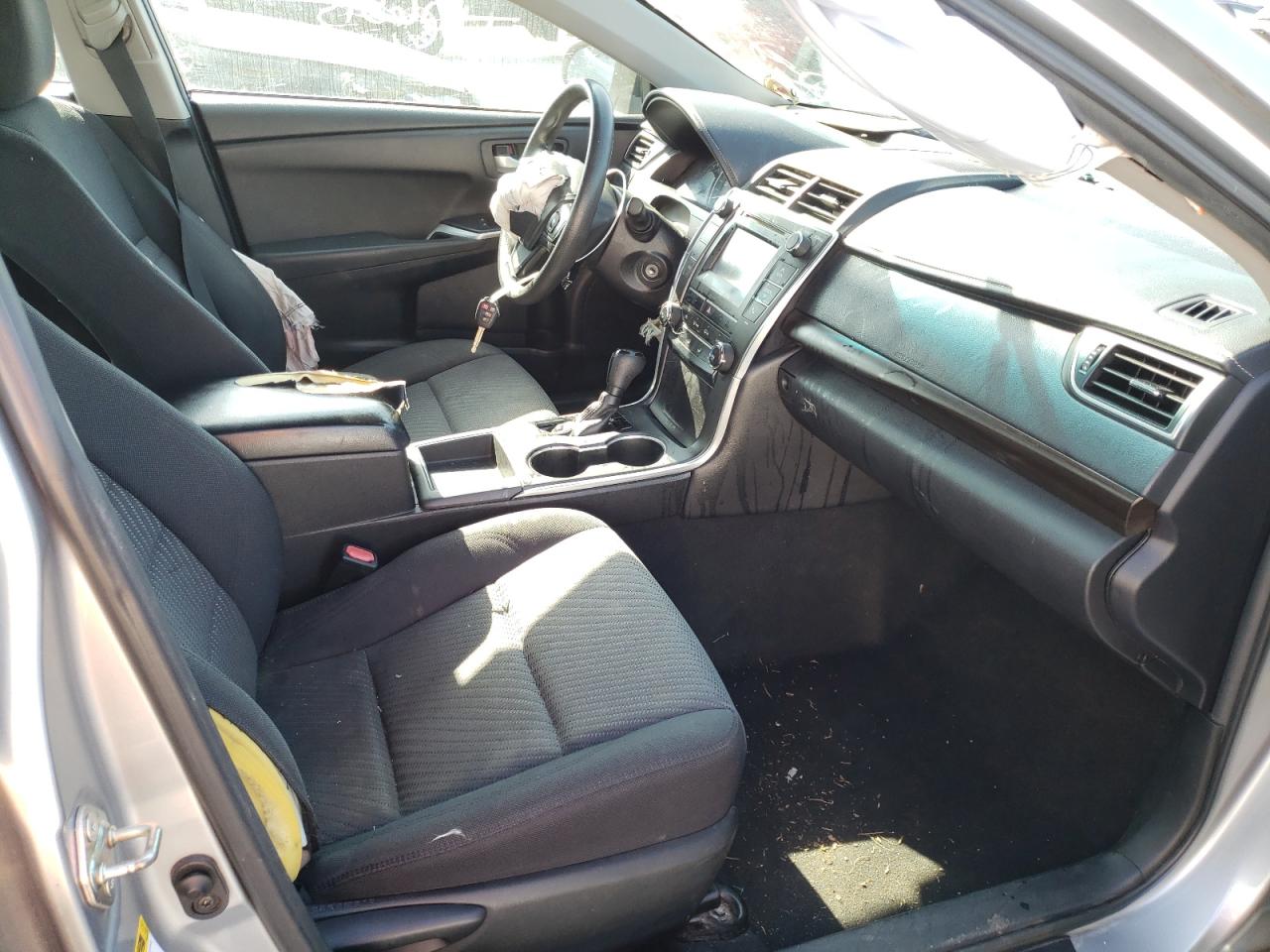 Zdjęcie 5 z aukcji – 2015 TOYOTA CAMRY z VIN 4T4BF1FK6FR479999