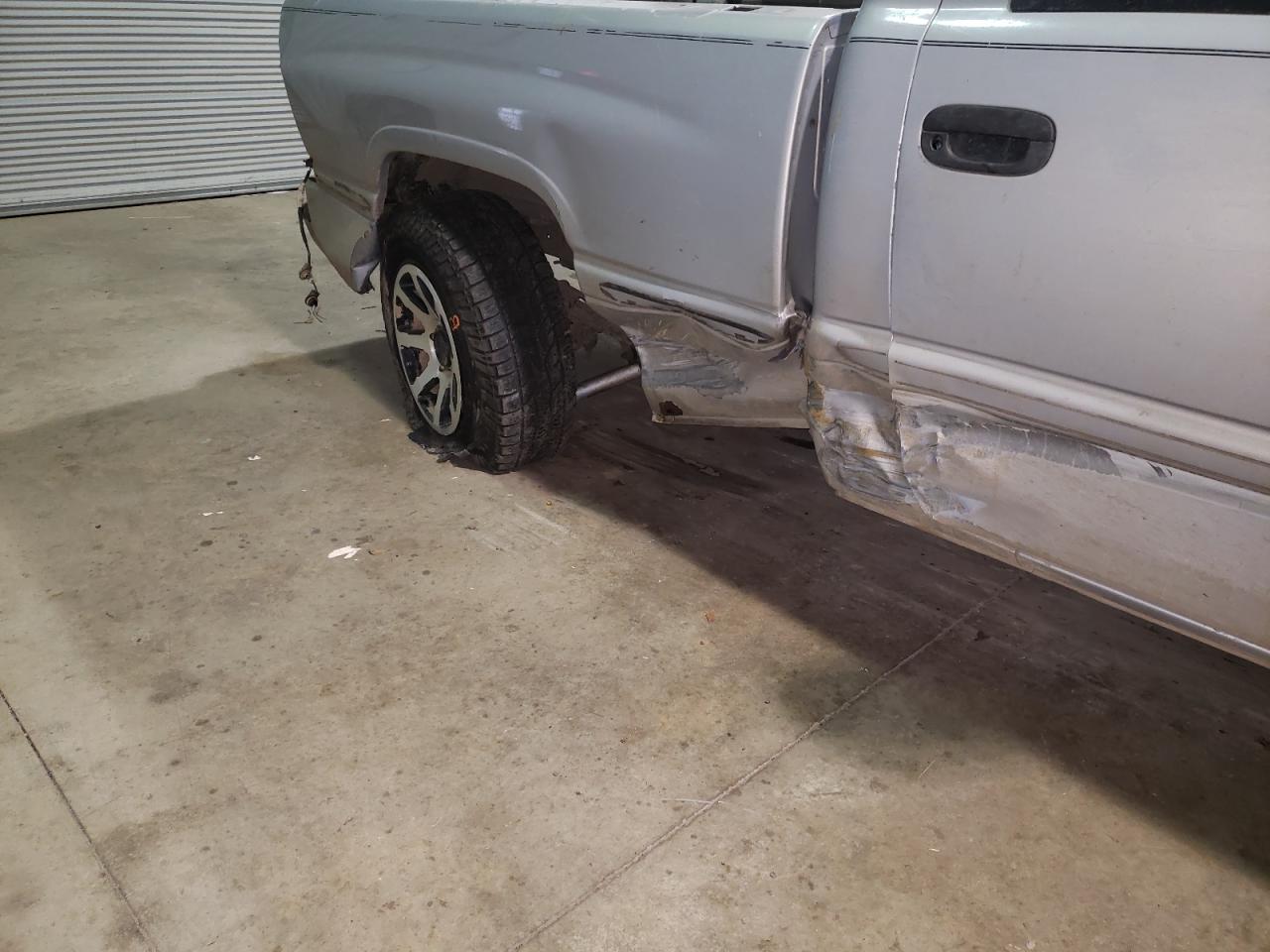 Photo 9 from auction – 1998 DODGE RAM 1500 with VIN 1B7HC16X5WS680866