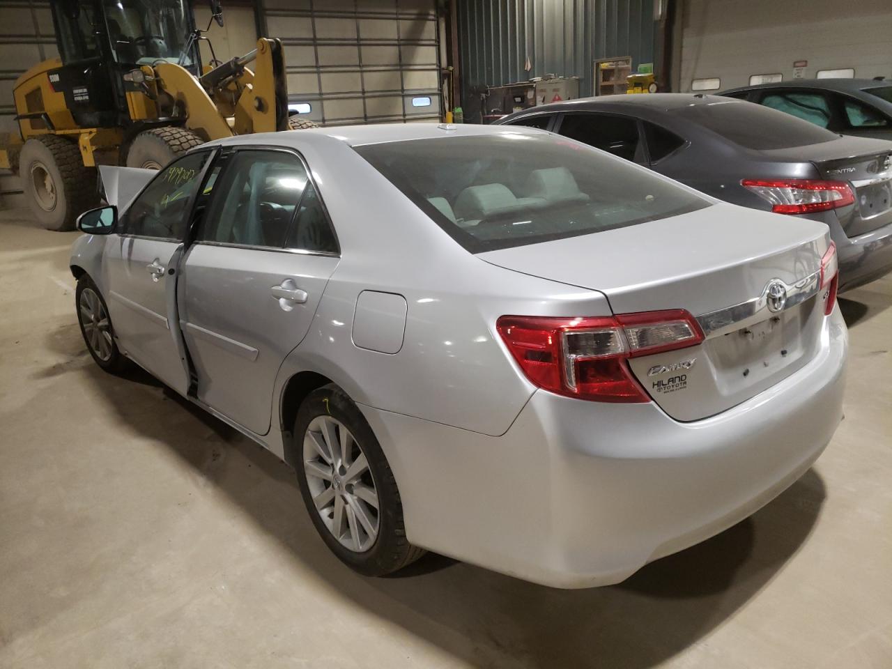 Photo 3 from auction – 2013 TOYOTA CAMRY L with VIN 4T1BF1FK0DU719460