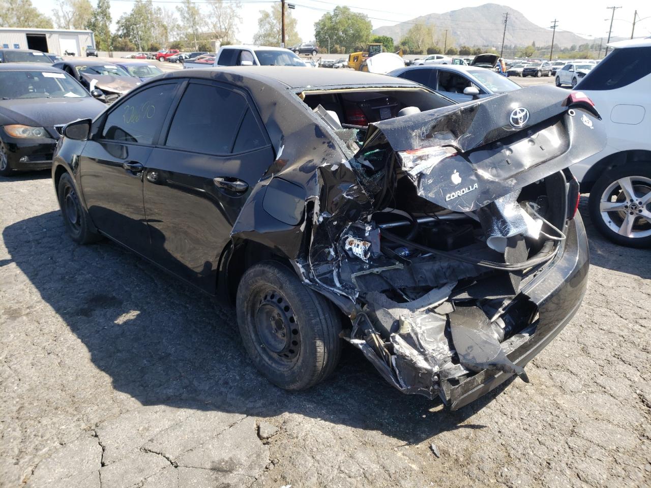Photo 3 from auction – 2016 TOYOTA COROLLA L with VIN 5YFBURHE6GP515988