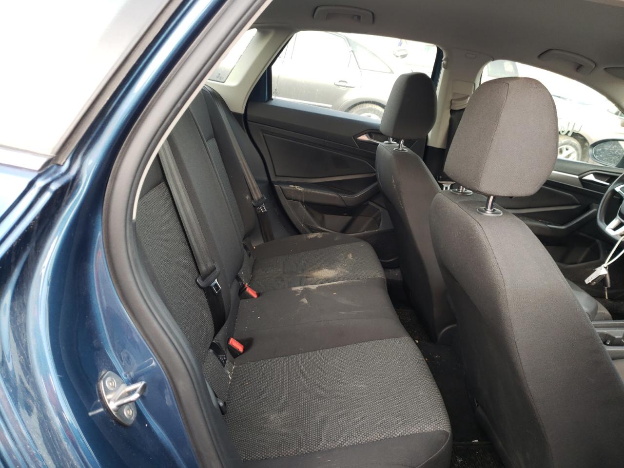Photo 6 from auction – 2019 VOLKSWAGEN JETTA S with VIN 3VWCB7BUXKM176535
