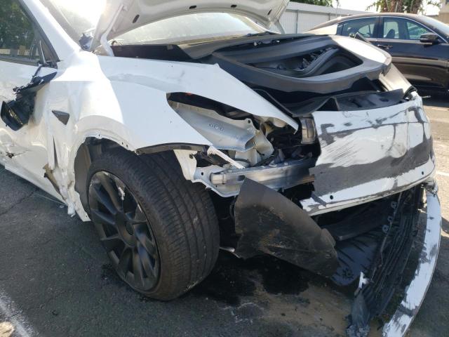 Photo 9 from auction – 2021 TESLA MODEL Y with VIN 5YJYGDEE0MF272422
