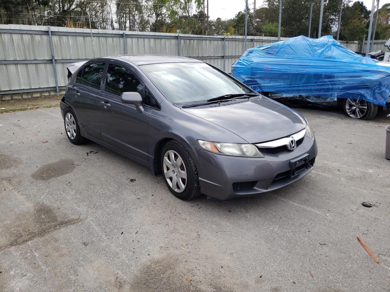 HONDA CIVIC LX 2011 with VIN 19XFA1F5XBE024526 - Photo from auction