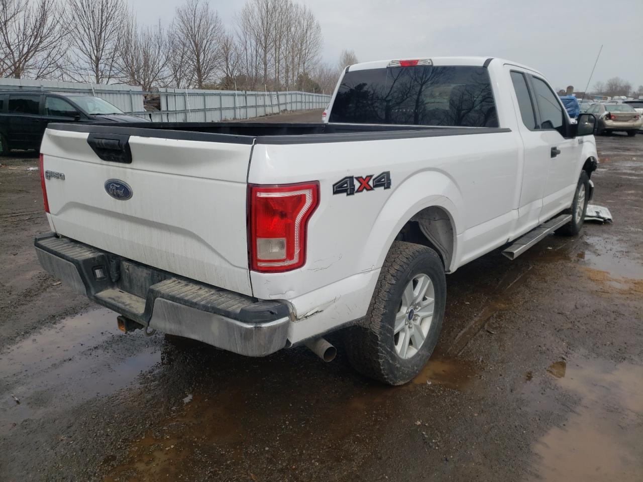 Photo 4 from auction – 2017 FORD F150 SUPER with VIN 1FTFX1EF0HKC56633