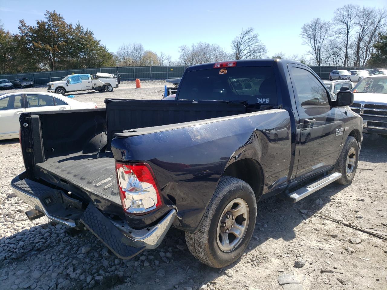 Photo 4 from auction – 2015 RAM 1500 ST with VIN 3C6JR6AT0FG660430