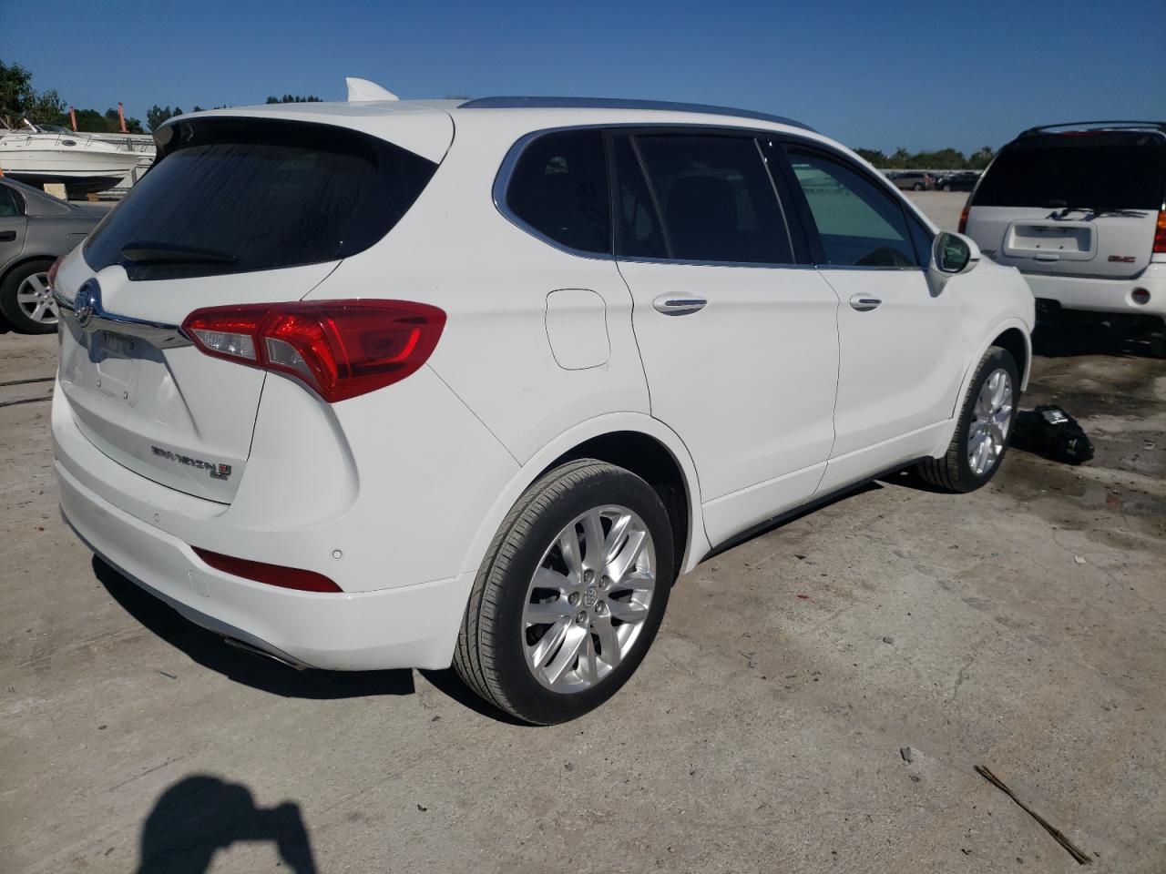 Photo 4 from auction – 2019 BUICK ENVISION P with VIN LRBFX3SX6KD127413