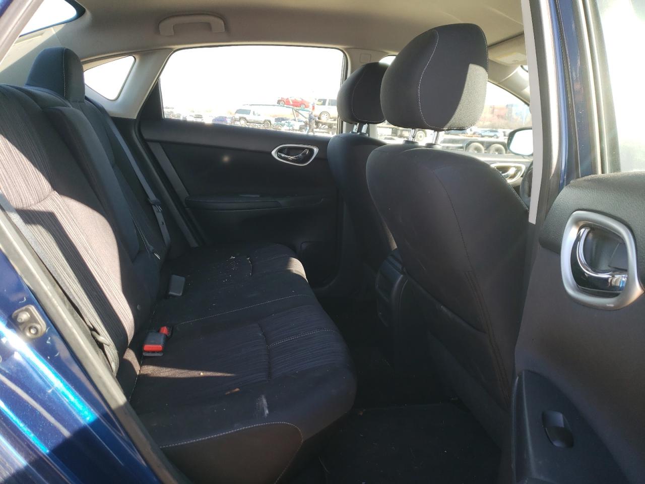 Photo 6 from auction – 2017 NISSAN SENTRA S with VIN 3N1AB7AP9HL673602
