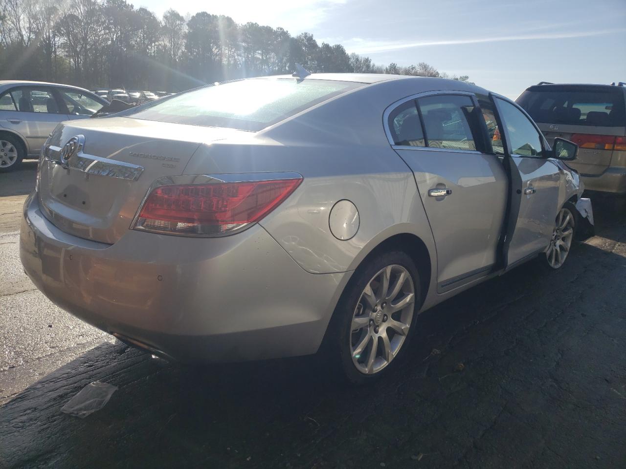 Photo 4 from auction – 2011 BUICK LACROSSE C with VIN 1G4GE5GD2BF272910