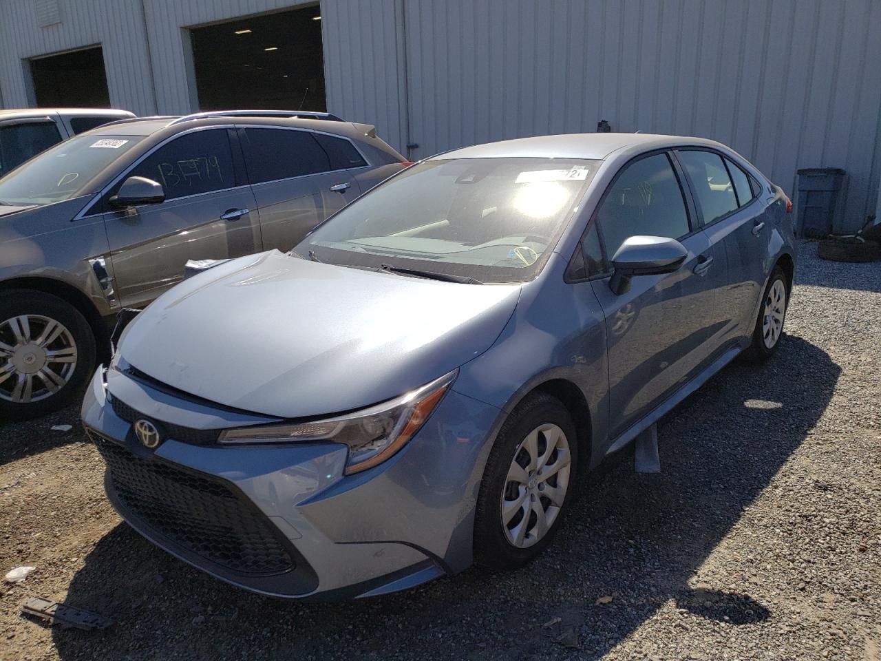 Photo 2 from auction – 2022 TOYOTA COROLLA LE with VIN JTDEPMAE2NJ213830