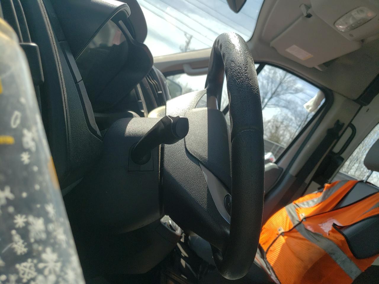 Photo 8 from auction – 2018 FORD TRANSIT T- with VIN 1FTYR2CM2JKA03247