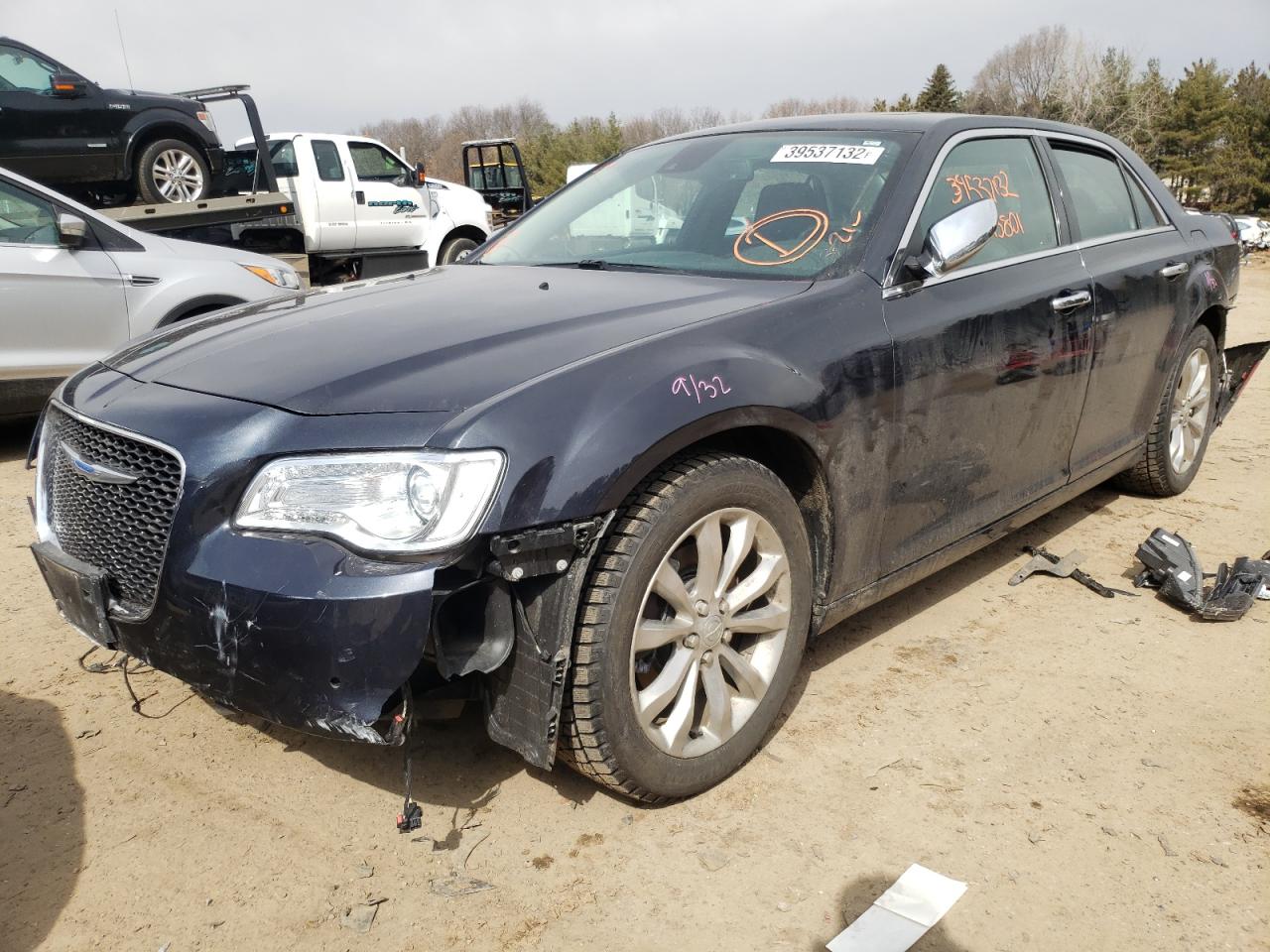 Photo 2 from auction – 2018 CHRYSLER 300 LIMITE with VIN 2C3CCAKG4JH268605