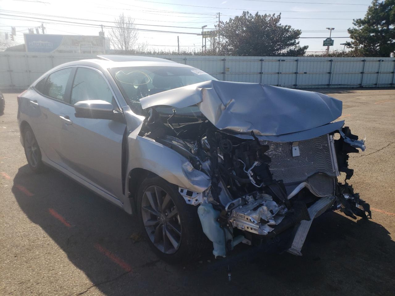HONDA CIVIC EX 2019 with VIN 19XFC1F37KE001035 - Photo from auction