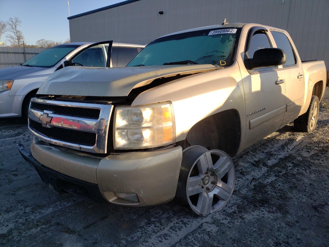Photo 2 from auction – 2008 CHEVROLET SILVERADO with VIN 3GCEK13J78G242754