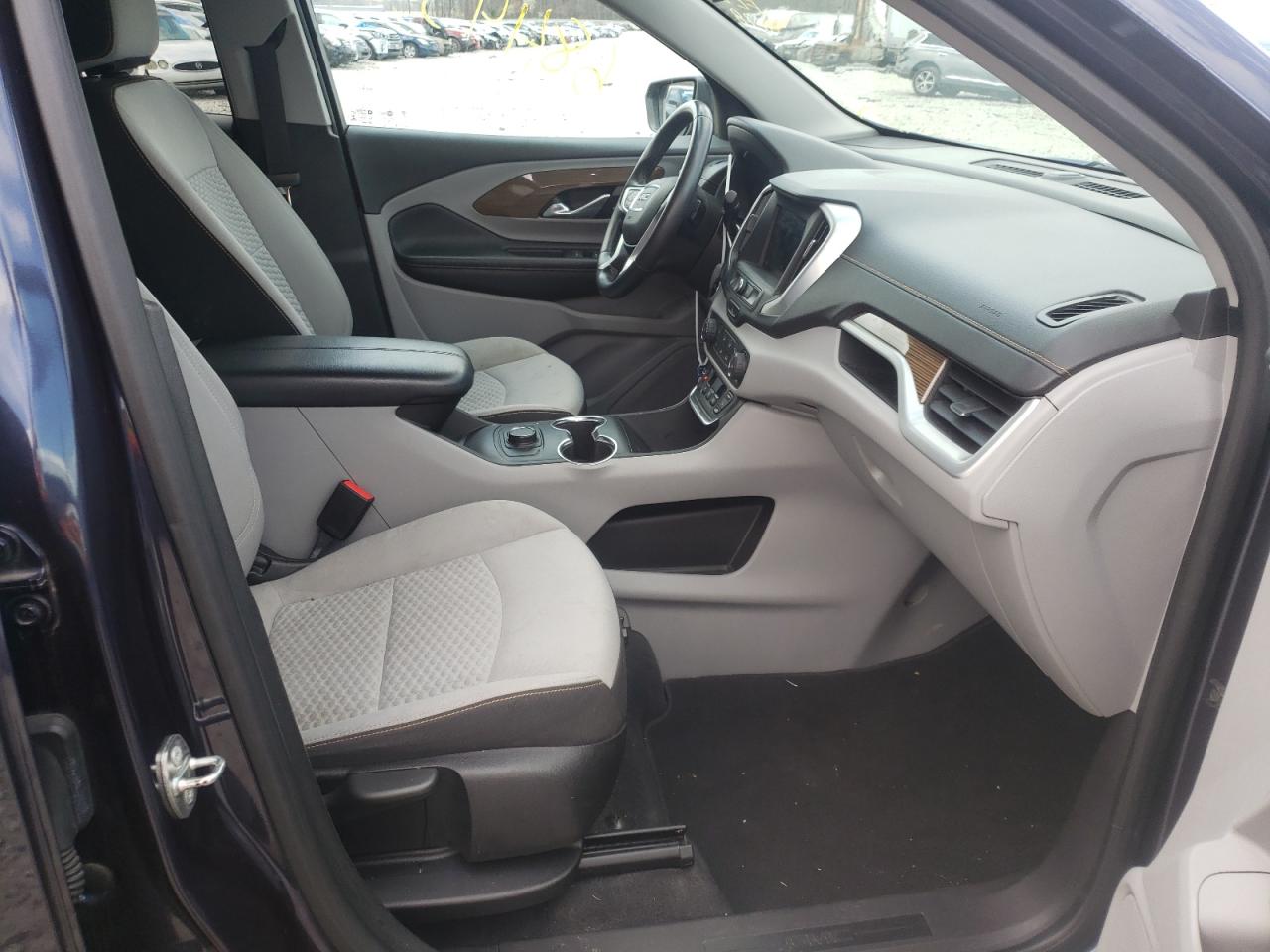 Photo 5 from auction – 2018 GMC TERRAIN SL with VIN 3GKALMEV0JL229178