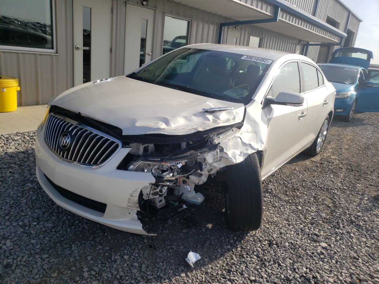 Photo 2 from auction – 2013 BUICK LACROSSE with VIN 1G4GC5E35DF322976