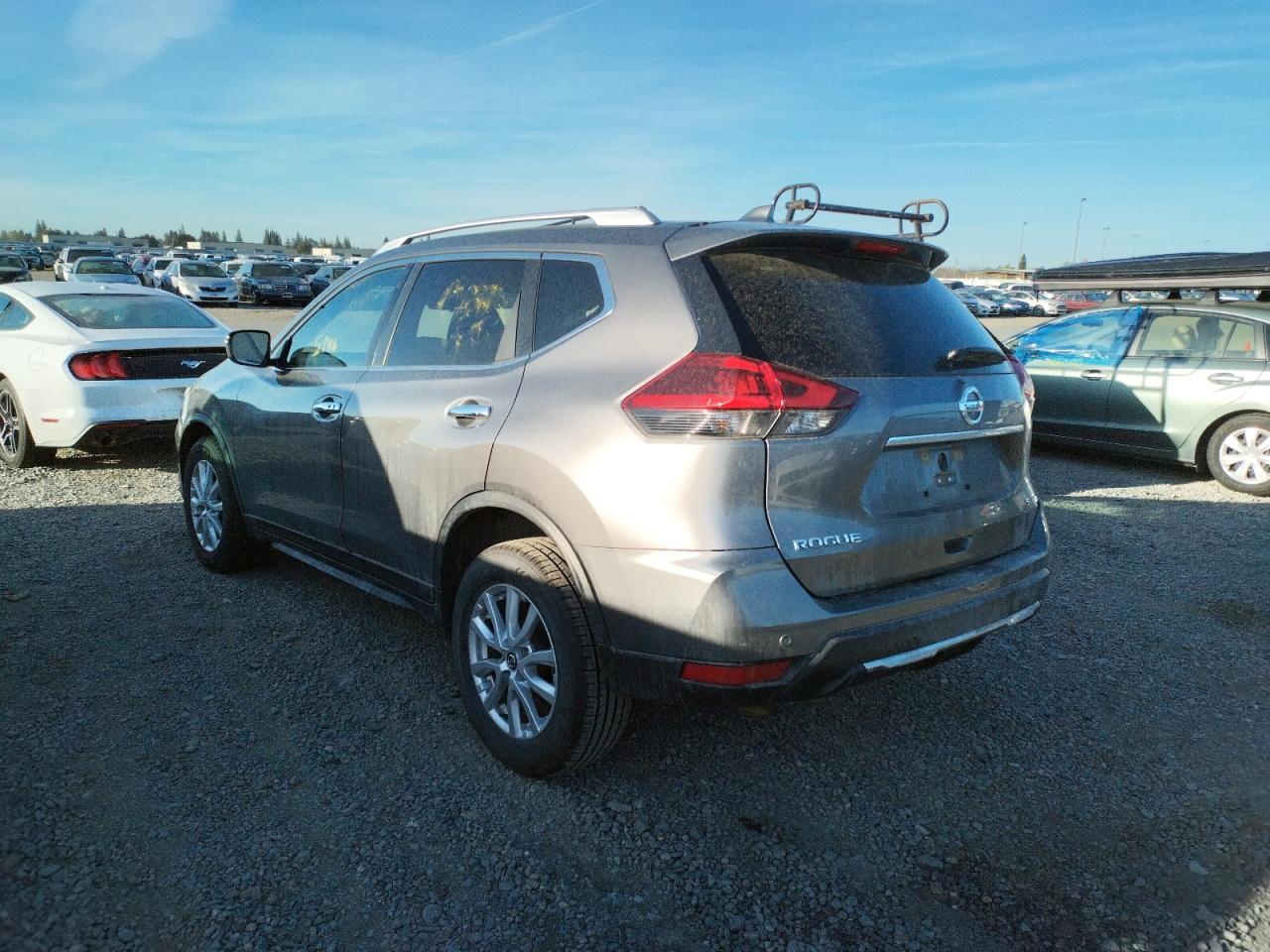 Photo 3 from auction – 2020 NISSAN ROGUE S with VIN KNMAT2MV6LP535682
