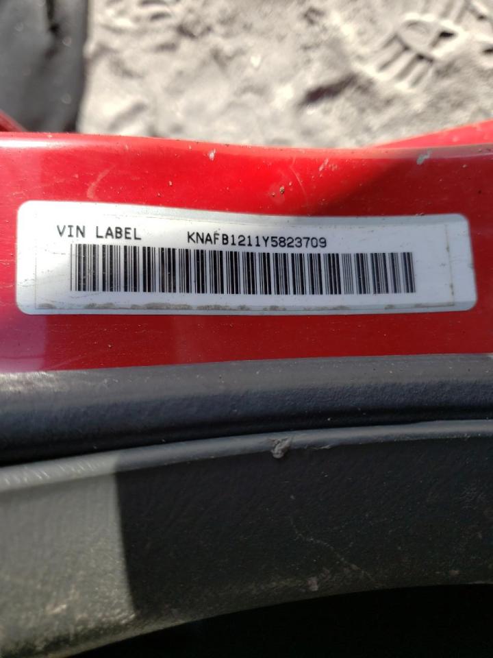 Photo 10 from auction – 2000 KIA SEPHIA with VIN KNAFB1211Y5823709