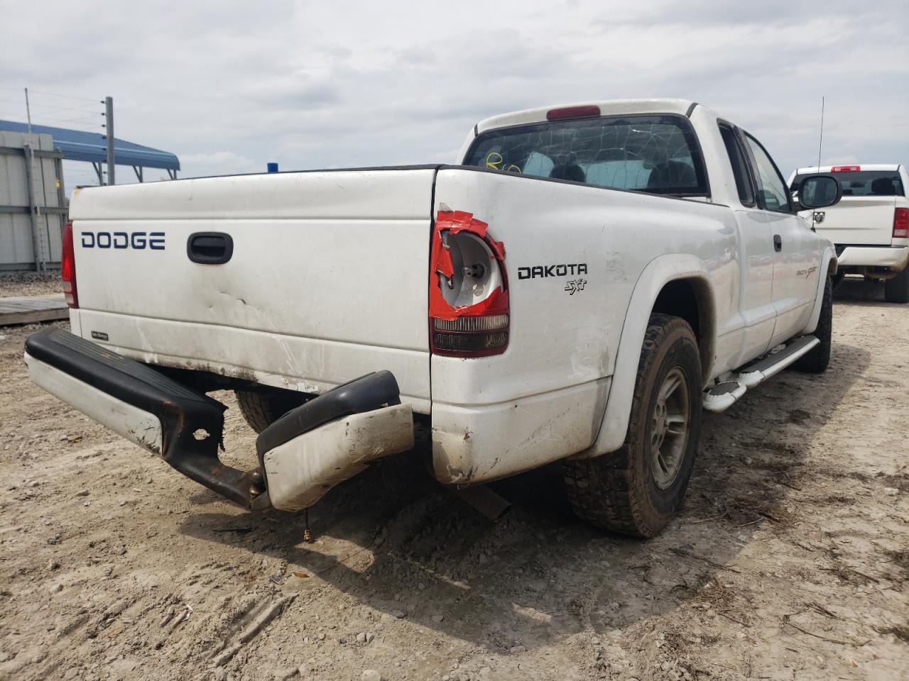 Photo 4 from auction – 2000 DODGE DAKOTA with VIN 1B7GL22X3YS568268
