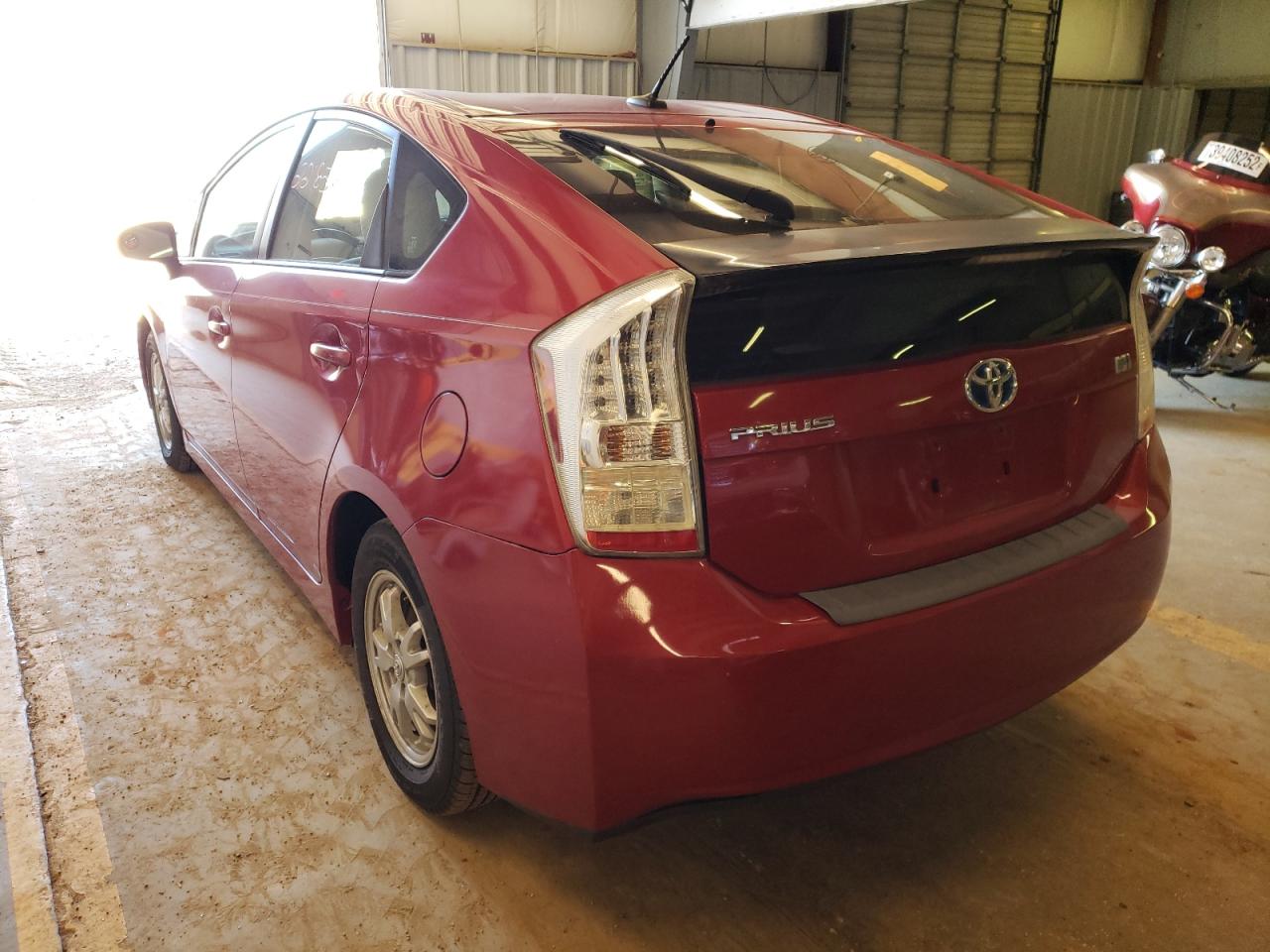 Photo 3 from auction – 2011 TOYOTA PRIUS with VIN JTDKN3DU1B0287196