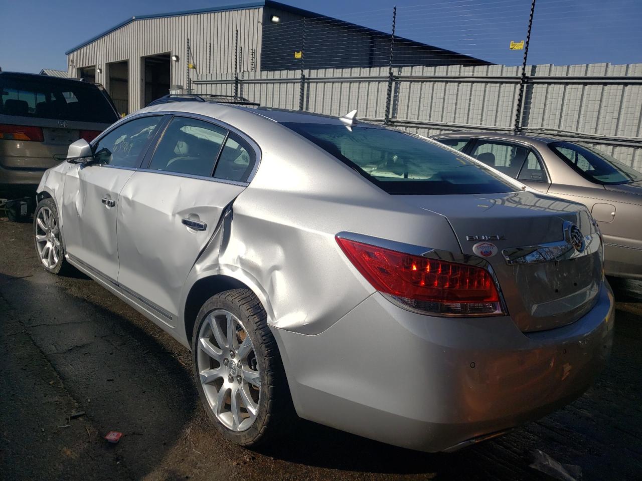 Photo 3 from auction – 2011 BUICK LACROSSE C with VIN 1G4GE5GD2BF272910