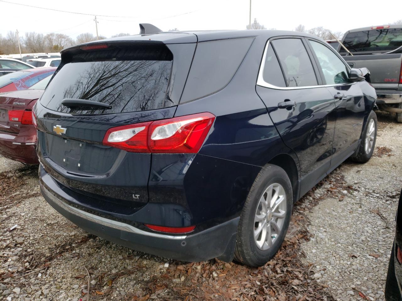 Photo 4 from auction – 2021 CHEVROLET EQUINOX LT with VIN 3GNAXKEV2MS123935