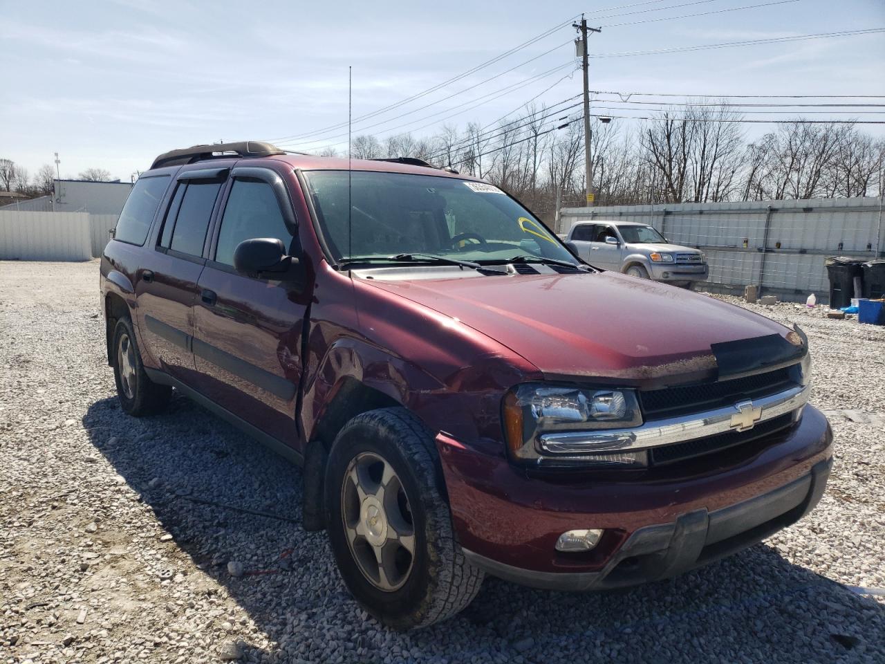 CHEVROLET TRAILBLAZE 2005 with VIN 1GNET16S156167362 - Photo from auction