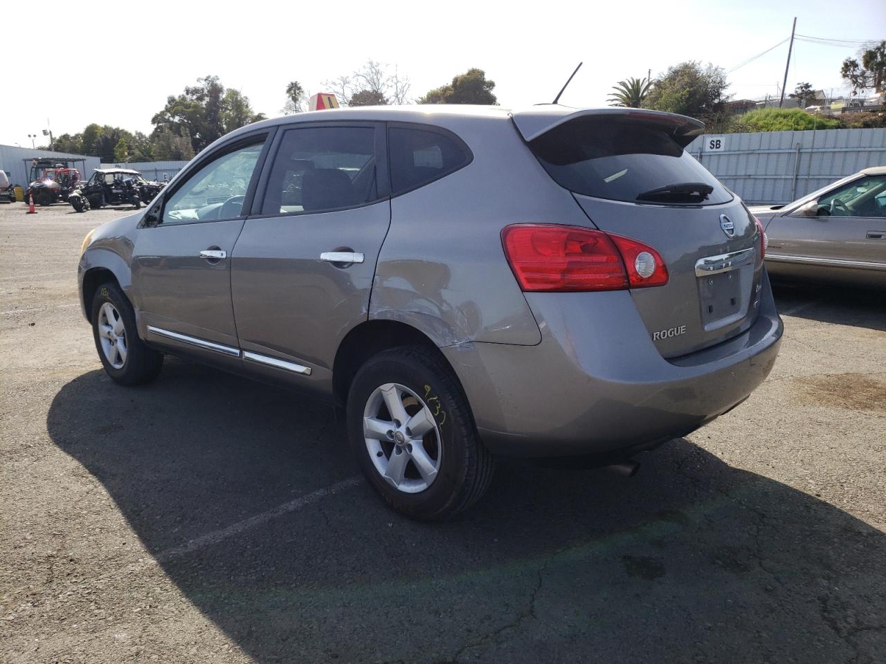 Photo 3 from auction – 2012 NISSAN ROGUE S with VIN JN8AS5MT9CW604202