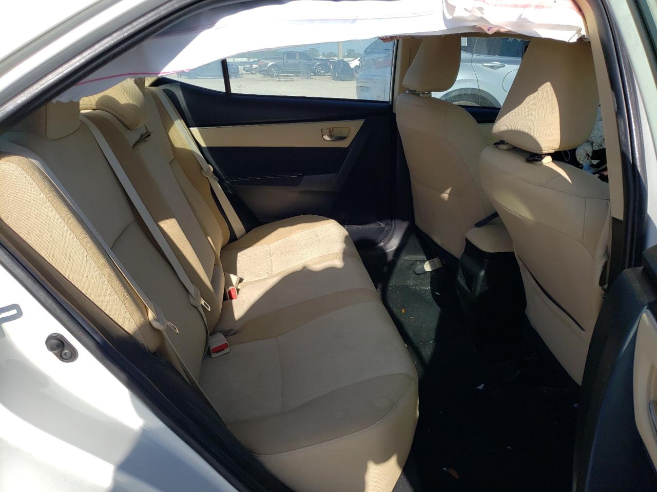 Photo 6 from auction – 2018 TOYOTA COROLLA L with VIN 5YFBURHE8JP777096