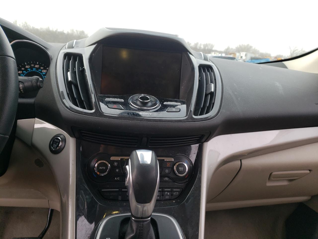 Photo 9 from auction – 2013 FORD ESCAPE SEL with VIN 1FMCU9HX7DUB23134