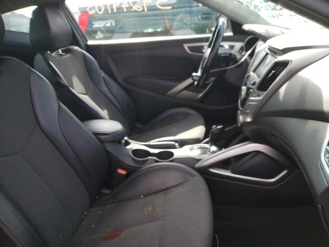 Photo 5 from auction – 2015 HYUNDAI VELOSTER with VIN KMHTC6AD4FU233546